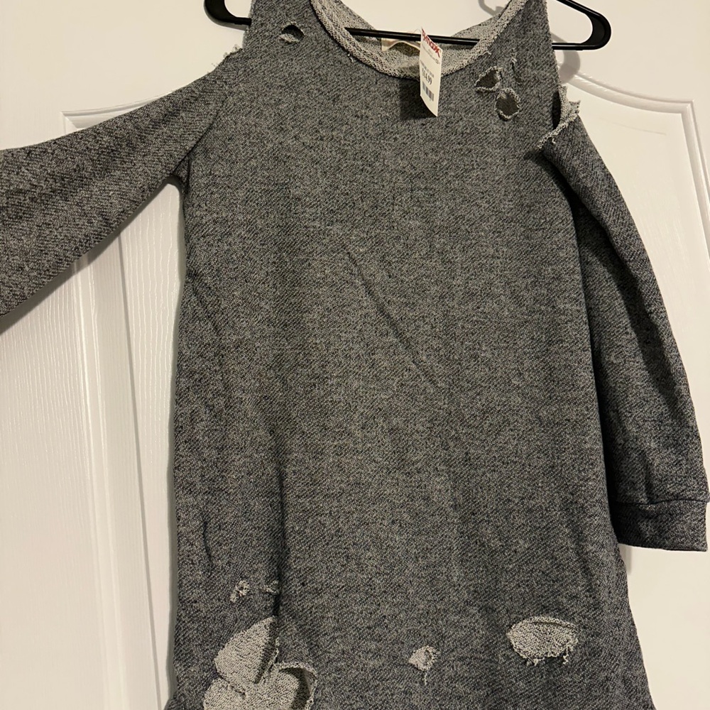 T.J.Maxx gray distressed sweater. Size M.